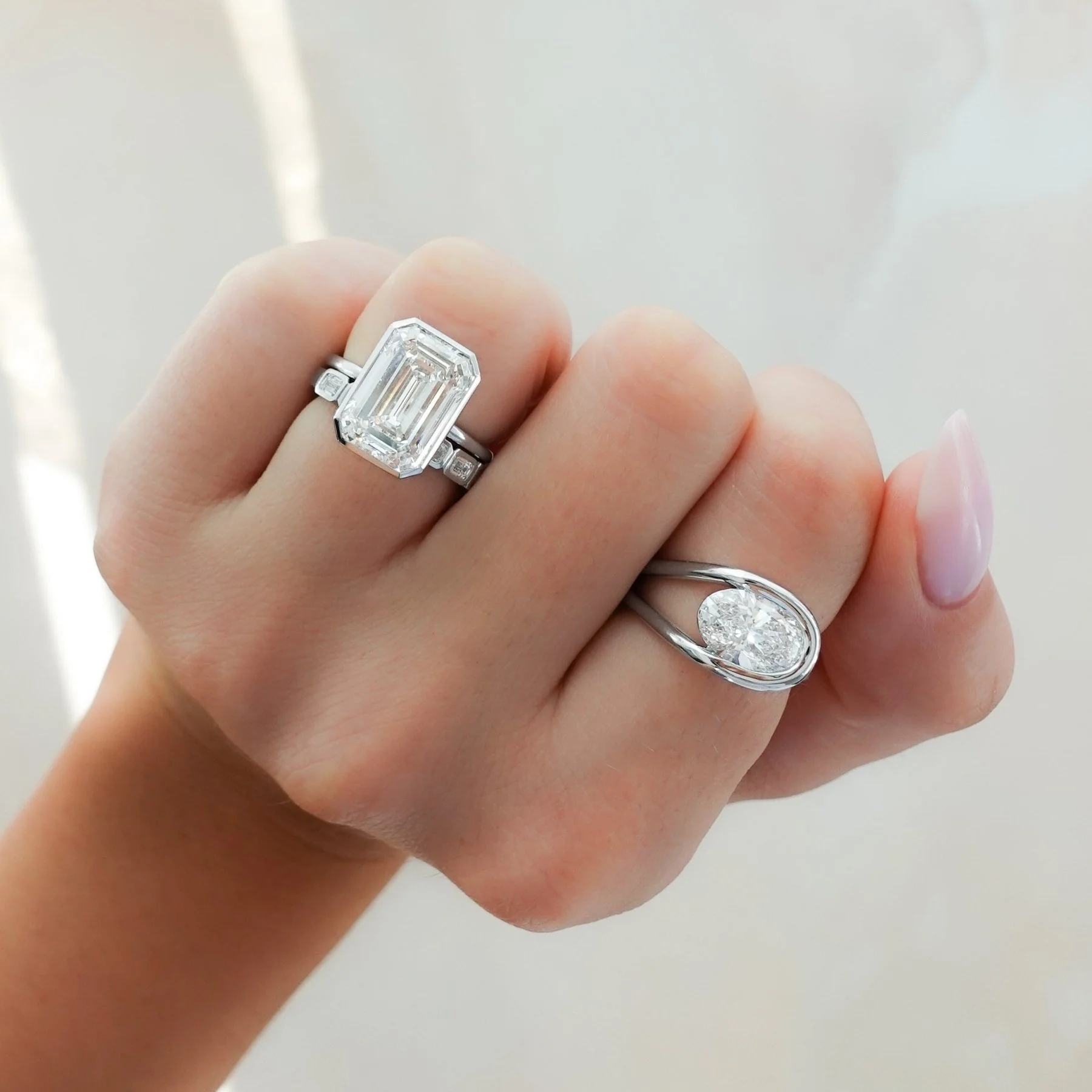 Penumbra Bezel Set Engagement Ring With Emerald Cut - Image 12
