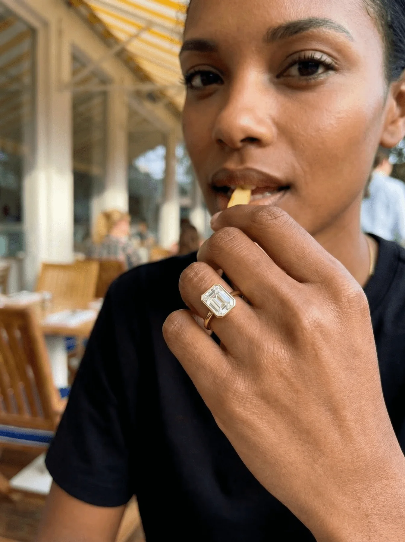 Penumbra Bezel Set Engagement Ring With Emerald Cut - Image 3
