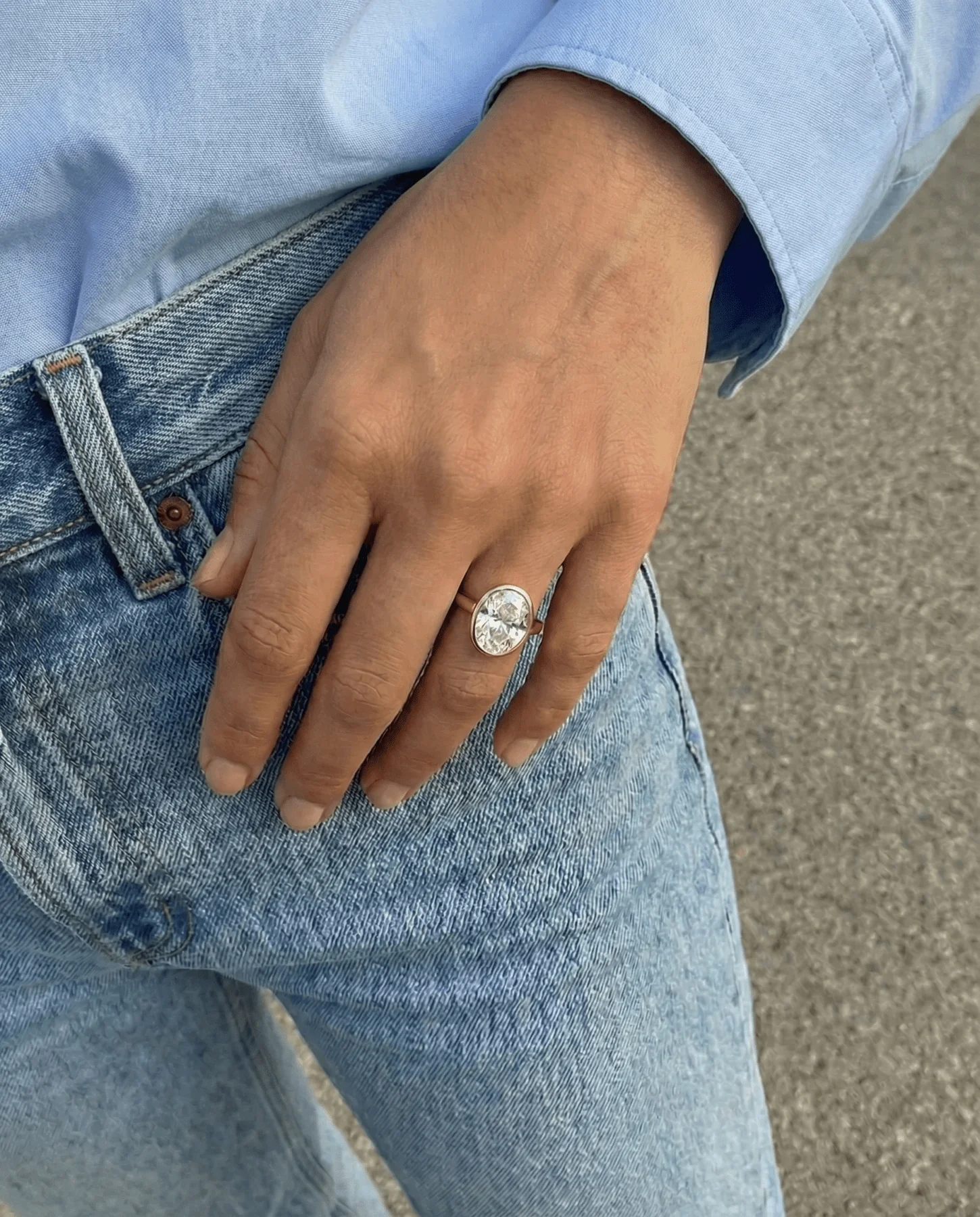 Penumbra Bezel Set Engagement Ring With Oval Cut - Image 4