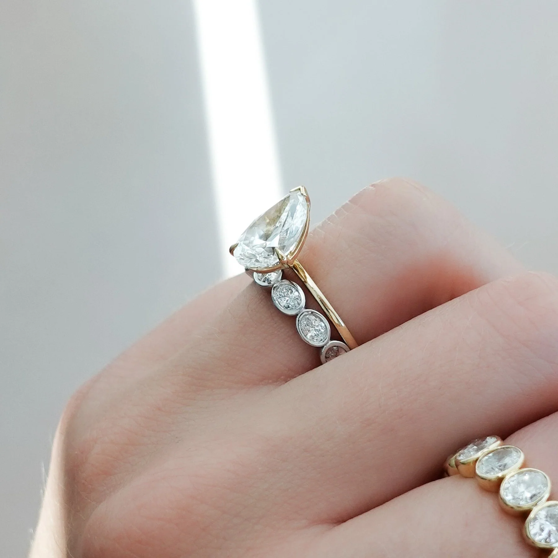 Baby Bezel Set Eternity Band With East West Oval Cuts - Image 7
