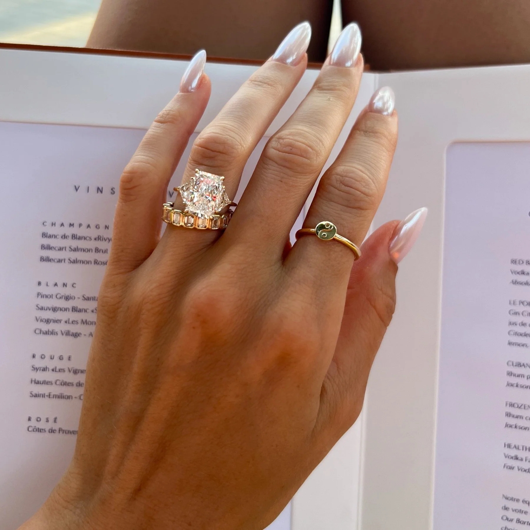 Midi Bezel Set Eternity Band With Emerald Cuts - Image 2