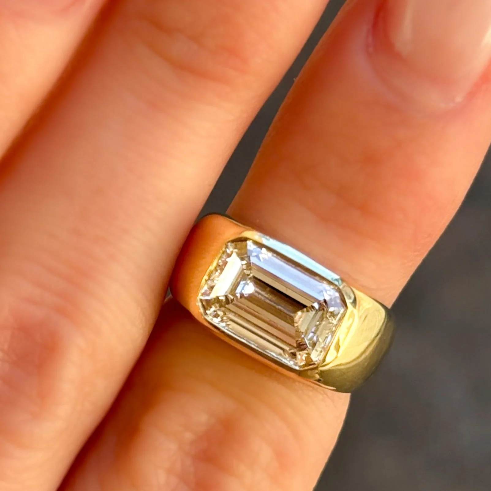 Burnished Solitaire Engagement Ring with Emerald Cut Diamond - Image 3