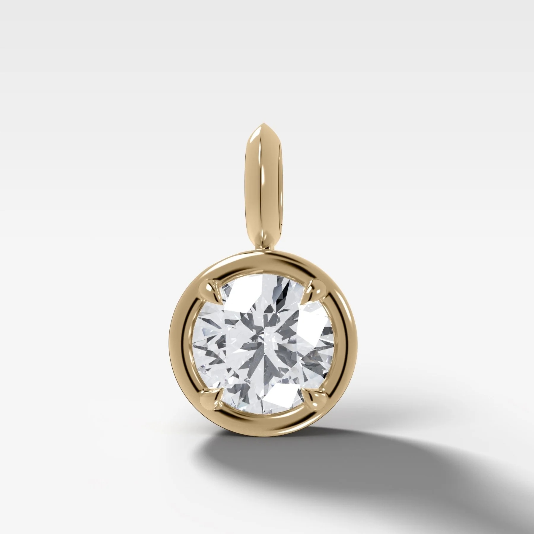 Club Round Attachable Diamond Pendant