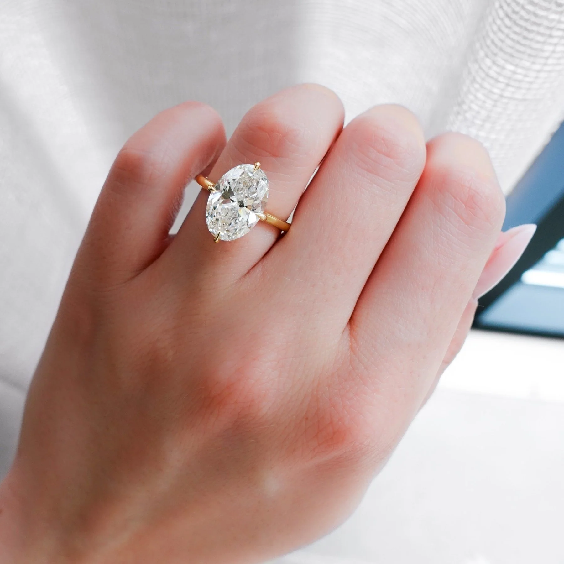 Compass Solitaire Engagement Ring with Oval Cut Diamond - Image 3