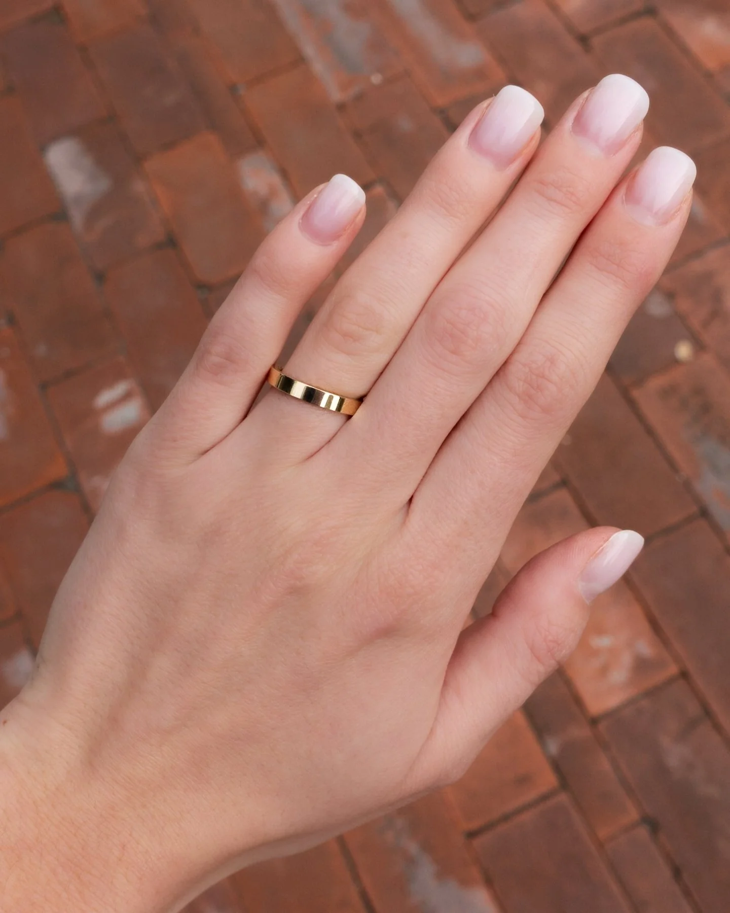 Finest Wedding Band (2mm) - Image 2