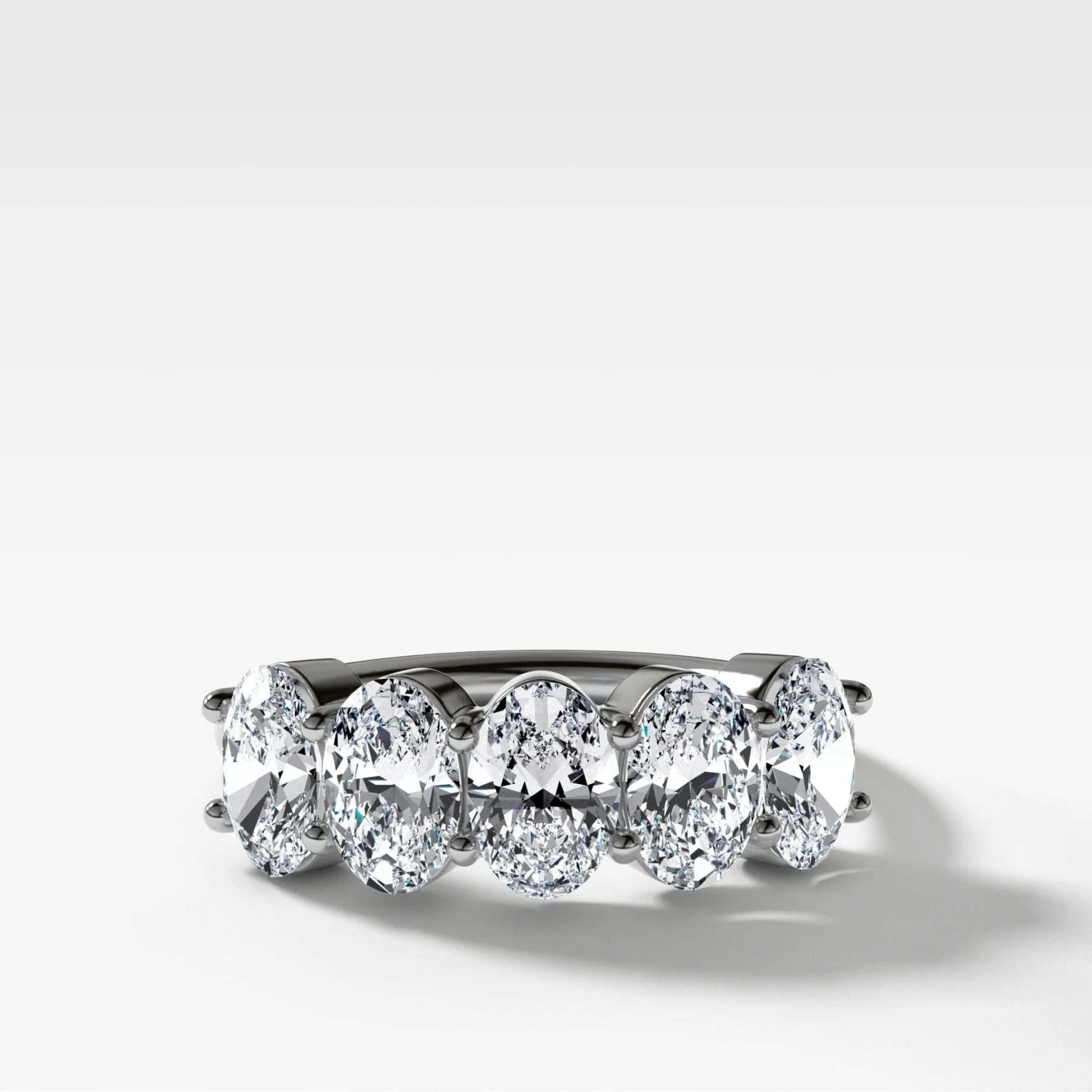 Five Stone Shared Prong Diamond Wedding Band With Oval Cuts (2.50ctw) - Image 4