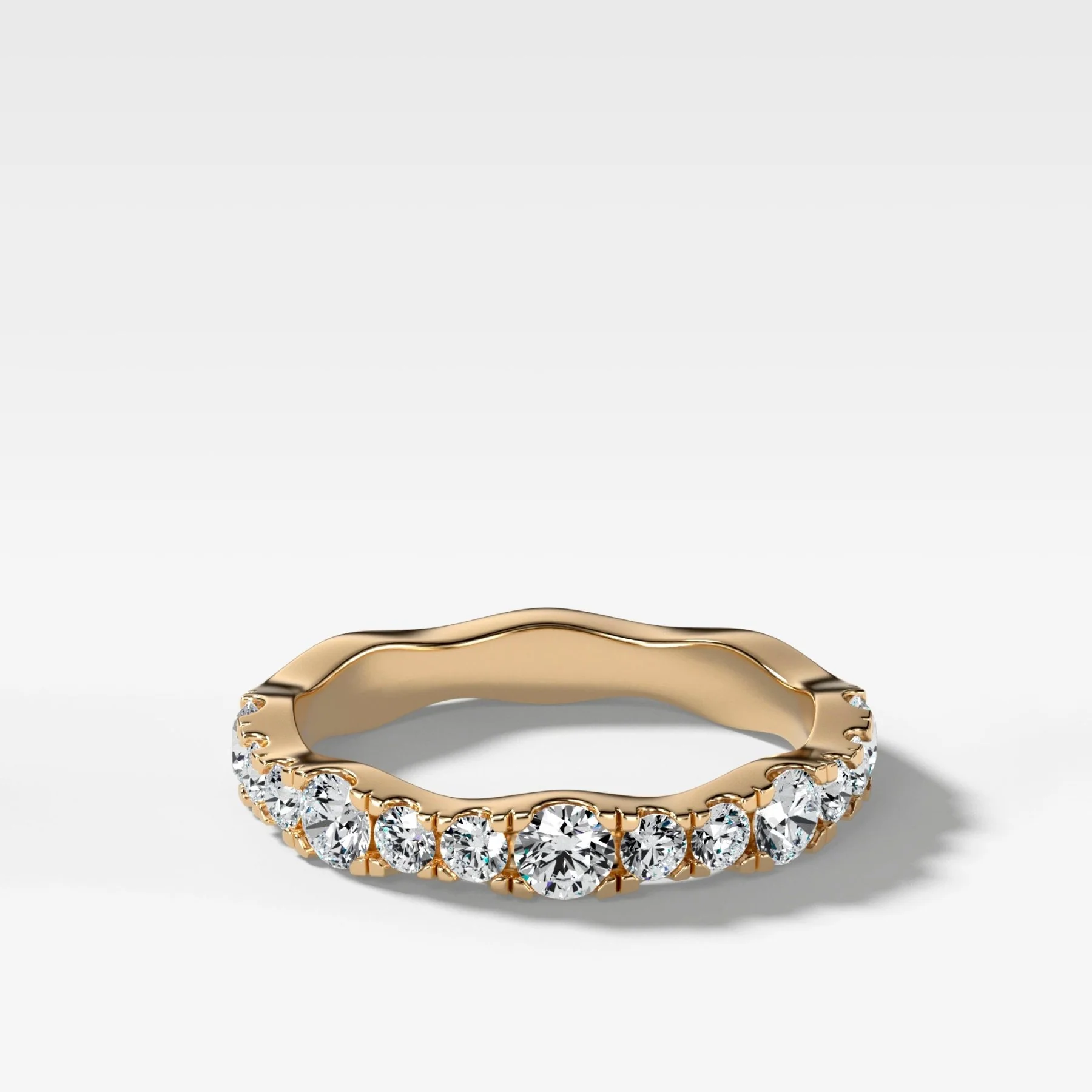 Jumbo Pavé Ripple Wedding Band