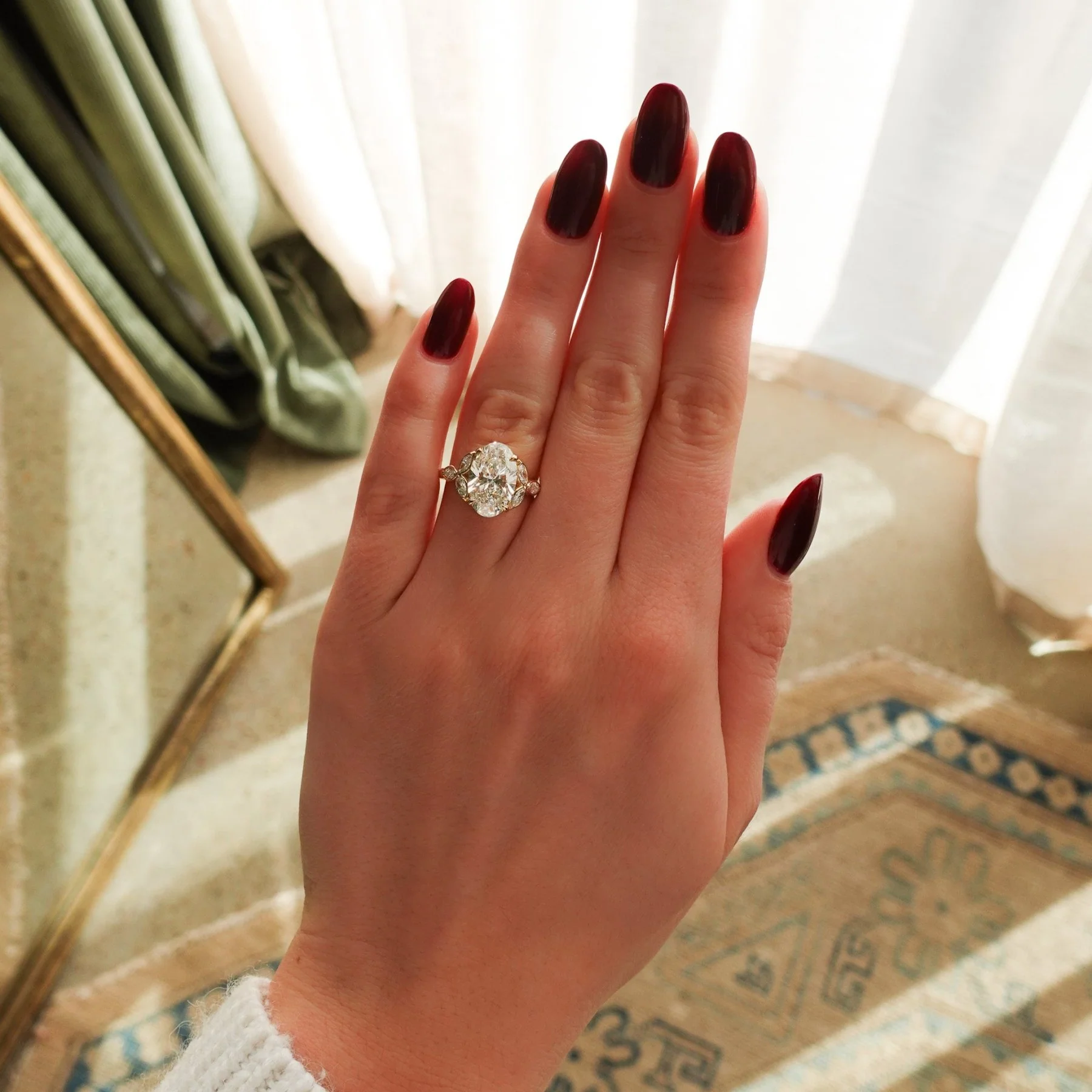 Laurel Engagement Ring With Oval Cut Diamond - Image 3