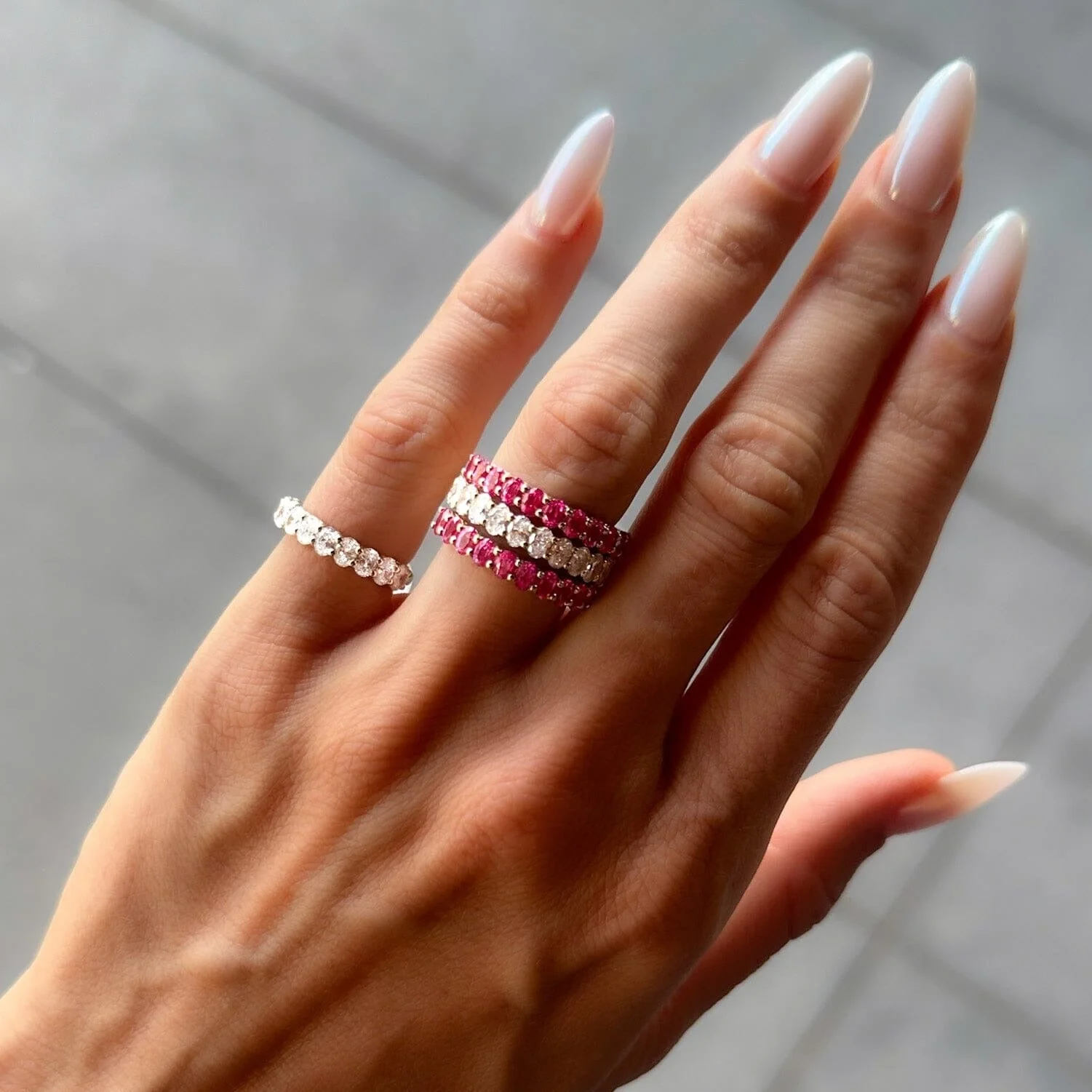 Petite Shared Prong Wedding Band with Pink Sapphire Oval Gemstones - Image 2