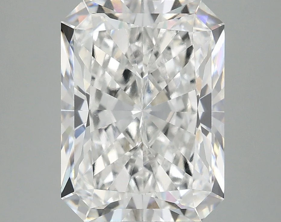 Radiant 4.04ct E VS1