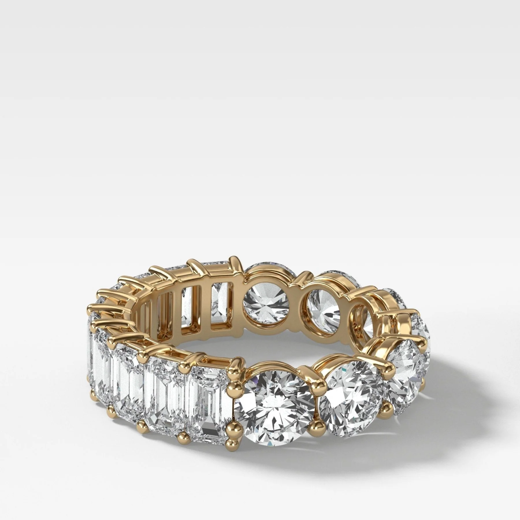 Reversible Diamond Eternity band (Round/Emerald Cut)