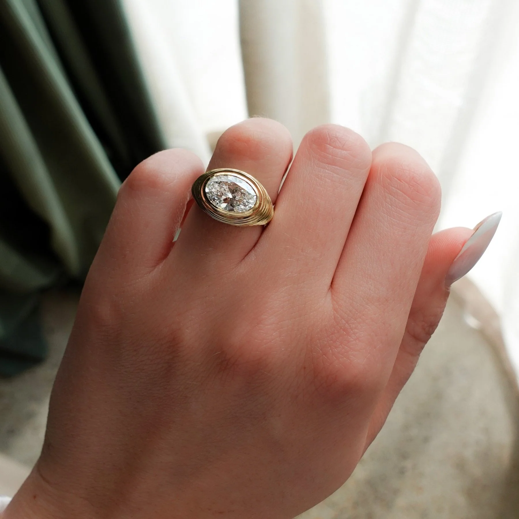 Ripple Solitaire Engagement Ring with East West Oval Cut Diamond - Image 3