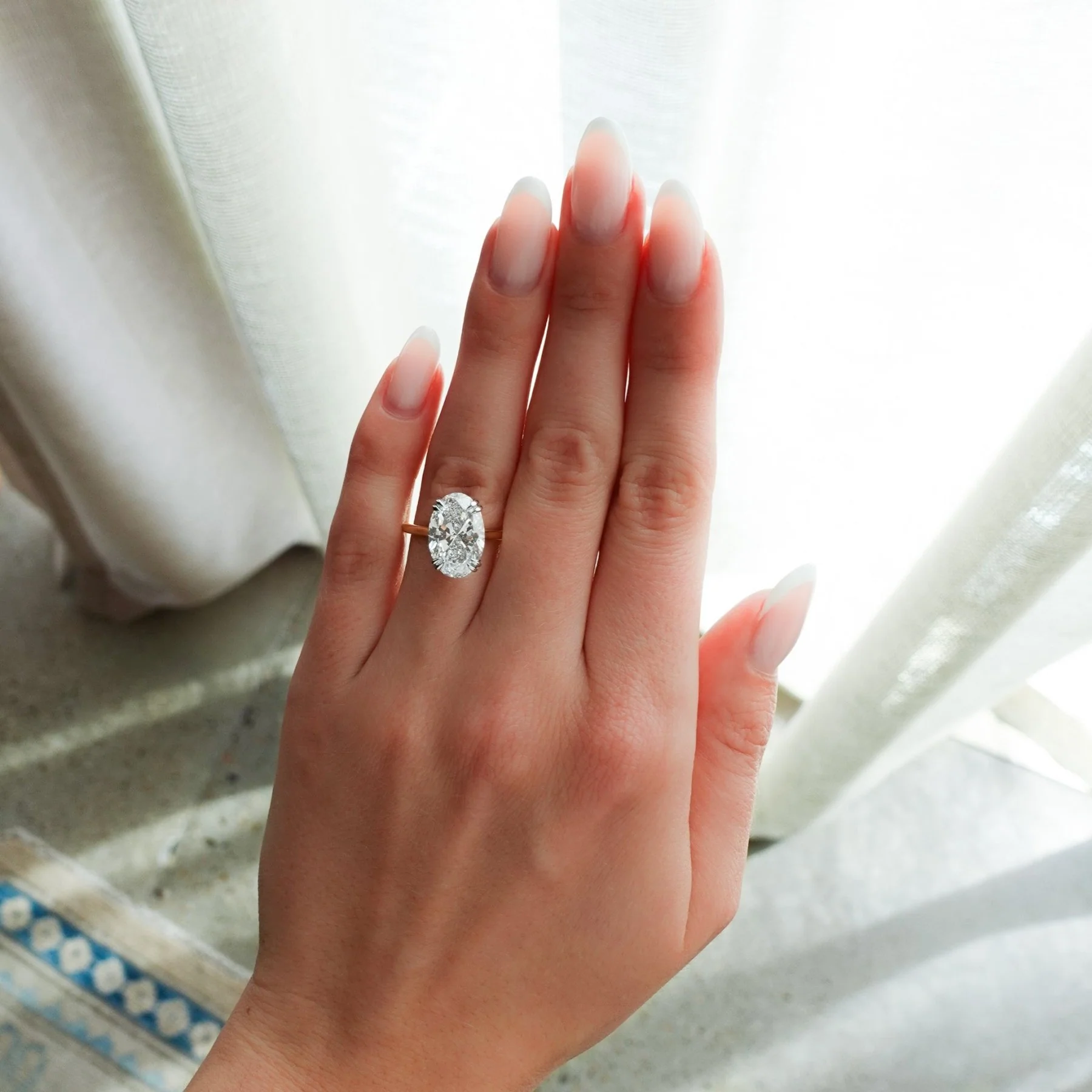 Signature Cathedral Solitaire Engagement Ring With 5.08ct Lab Grown Oval Cut Diamond - Image 2