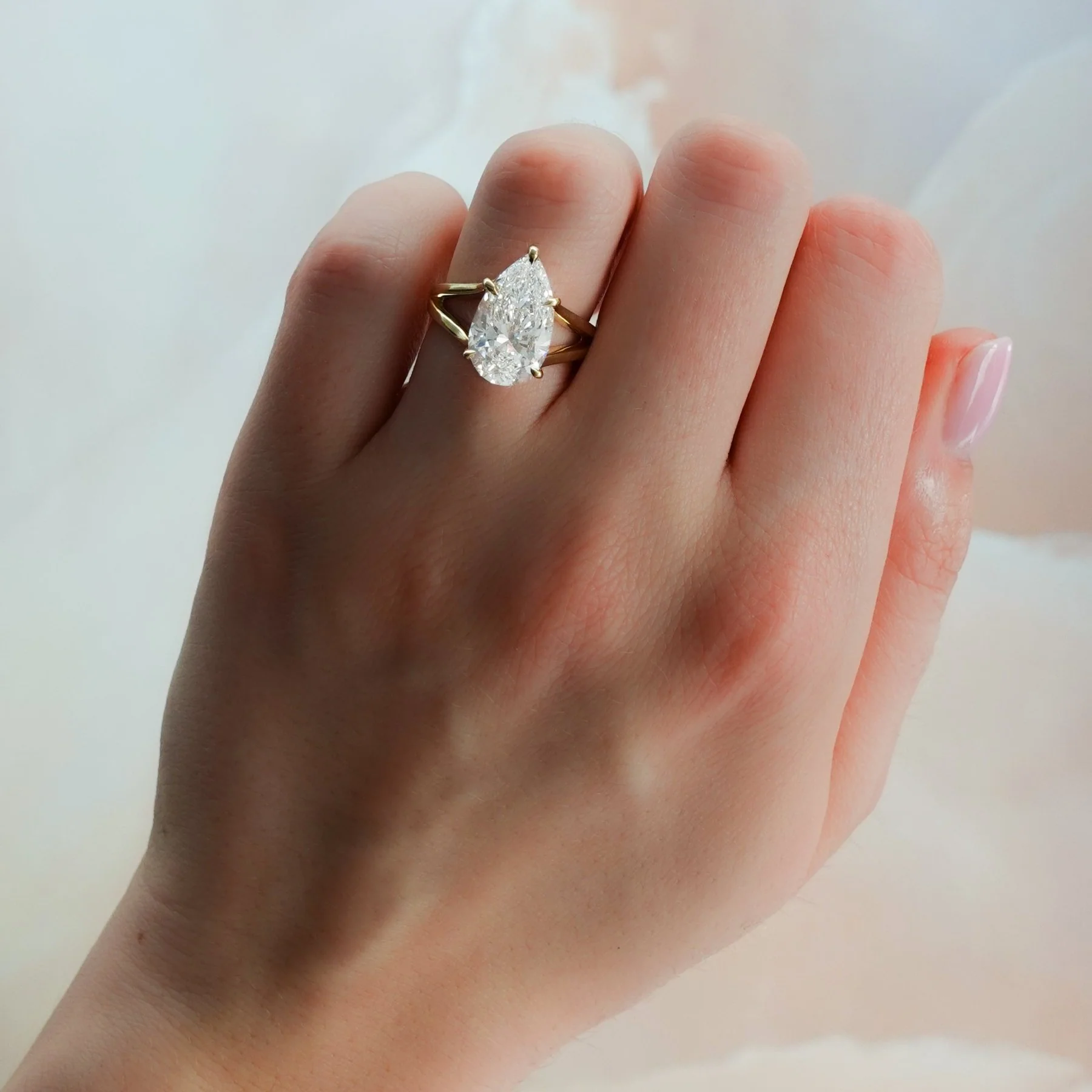 Split Shank Solitaire Engagement Ring with Pear Cut Diamond - Image 3