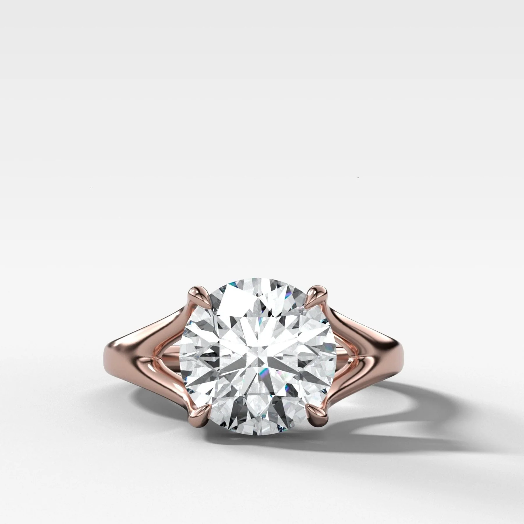 Split Shank Solitaire Engagement Ring with Round Cut Diamond - Image 4